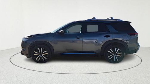 2023 Nissan Pathfinder Platinum FWD