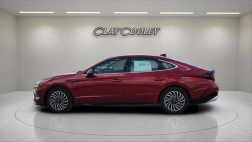 2025 Hyundai SONATA Hybrid SE