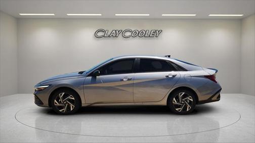 2025 Hyundai ELANTRA Sport