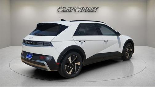 2025 Hyundai IONIQ 5 SEL