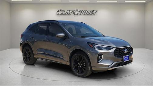 2023 Ford Escape ST-Line Elite