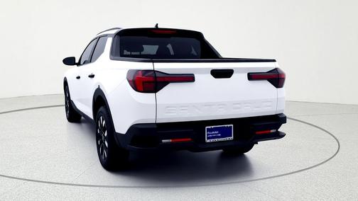 Atlas White 2025 Hyundai SANTA CRUZ SEL