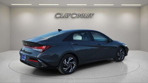 2025 Hyundai ELANTRA Sport