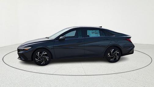Ecotronic Gray 2026 Hyundai ELANTRA Limited