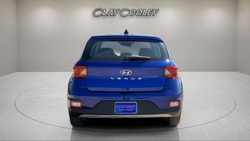 2022 Hyundai VENUE SE