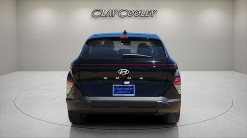 2025 Hyundai KONA SE