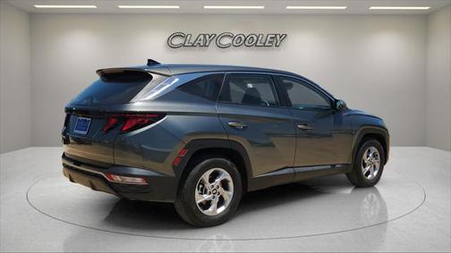 2023 Hyundai TUCSON SE