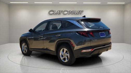 2023 Hyundai TUCSON SE
