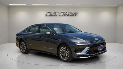 2025 Hyundai SONATA Hybrid Limited