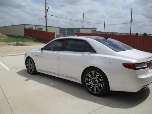 2019 Lincoln Continental Reserve