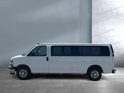 2019 Chevrolet Express 3500 LT