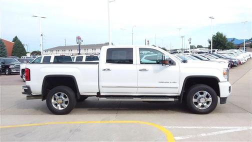 2017 GMC Sierra 2500 Denali