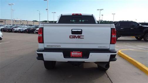 2017 GMC Sierra 2500 Denali