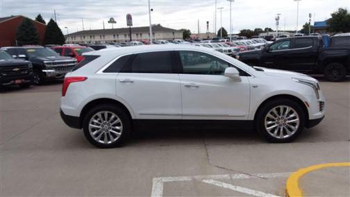 2017 Cadillac XT5 Platinum