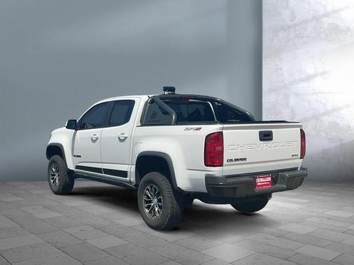 Summit White 2022 Chevrolet Colorado ZR2