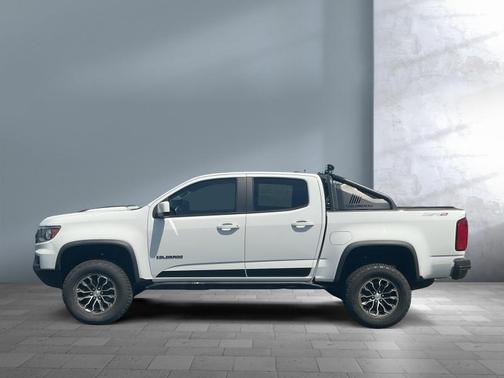 Summit White 2022 Chevrolet Colorado ZR2