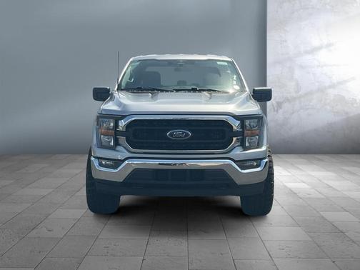 Iconic Silver Metallic 2023 Ford F-150 XLT