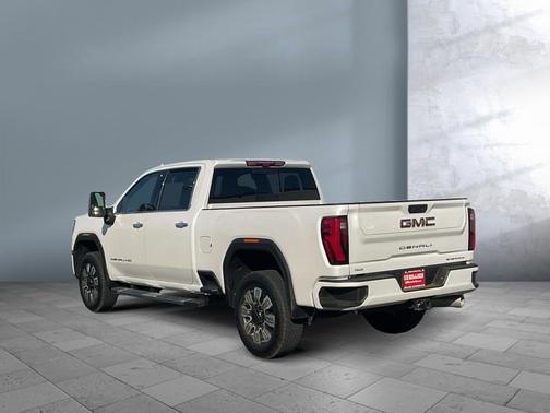 2025 GMC Sierra 2500 Denali