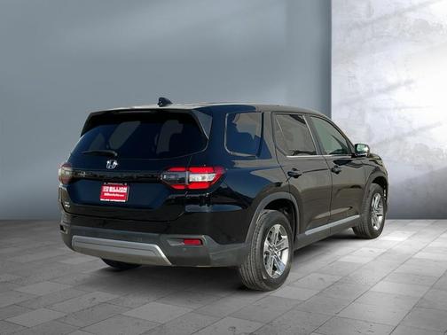 2023 Honda Pilot AWD EX-L 7 Passenger