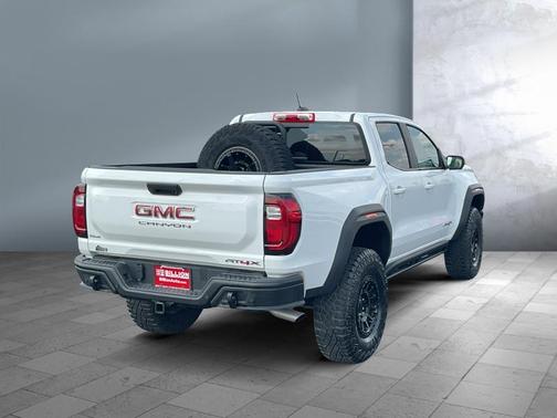 2024 GMC Canyon AT4X