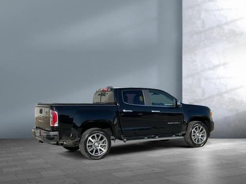 2022 GMC Canyon Denali
