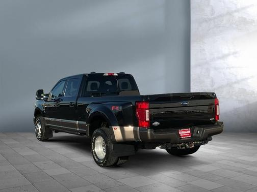 2022 Ford F-350 King Ranch