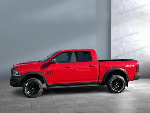 2019 RAM 1500 SLT