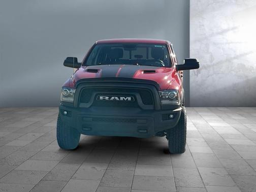 2019 RAM 1500 SLT