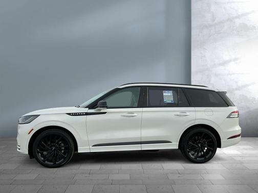 2025 Lincoln Aviator Reserve AWD