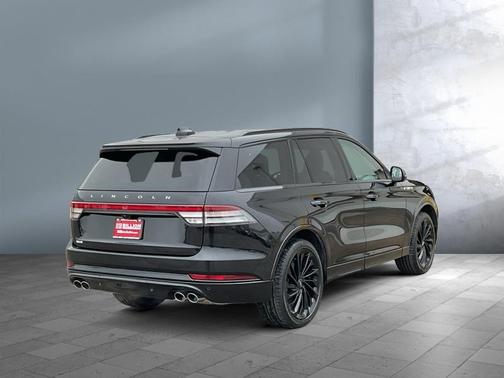 Infinite Black Metallic Clearcoat 2025 Lincoln Aviator Reserve AWD