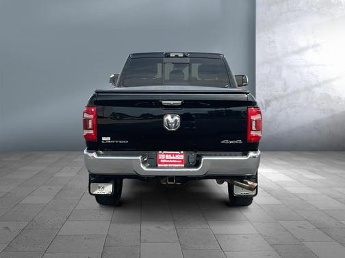 Diamond Black Crystal Pearlcoat 2021 RAM 3500 Limited Mega Cab 4x4 6'4' Box