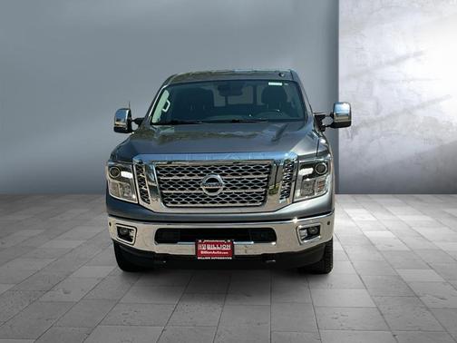 2018 Nissan Titan XD SL