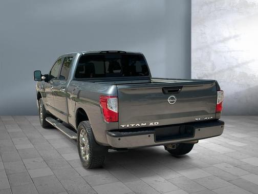 2018 Nissan Titan XD SL