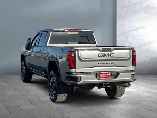 2024 GMC Sierra 2500 Denali Ultimate
