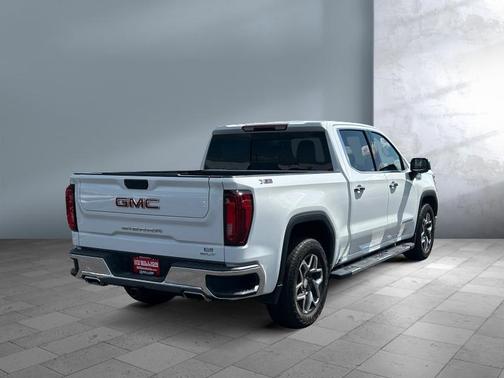 Summit White 2023 GMC Sierra 1500 SLT
