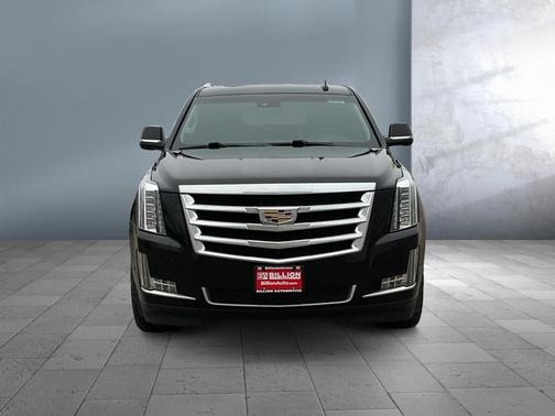 2017 Cadillac Escalade Luxury