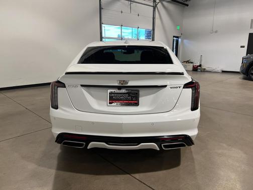2022 Cadillac CT5 Sport