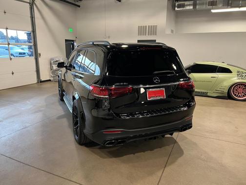 Black 2023 Mercedes-Benz AMG GLS 63 Base