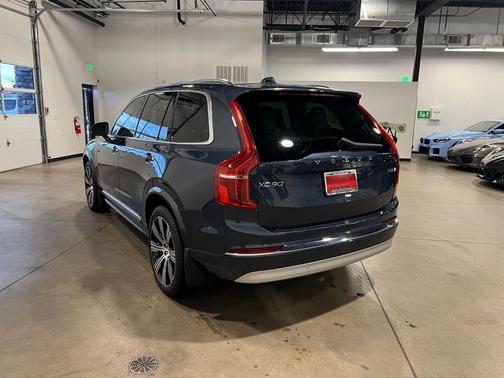 2022 Volvo XC90 T6 Inscription