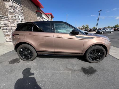 2024 Land Rover Range Rover Evoque Dynamic SE