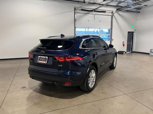 2018 Jaguar F-PACE 25t Prestige
