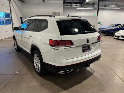 2022 Volkswagen Atlas 3.6L SE w/Technology