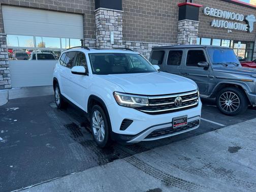 2022 Volkswagen Atlas 3.6L SE w/Technology