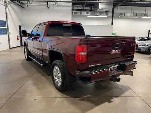 2016 GMC Sierra 2500 Denali