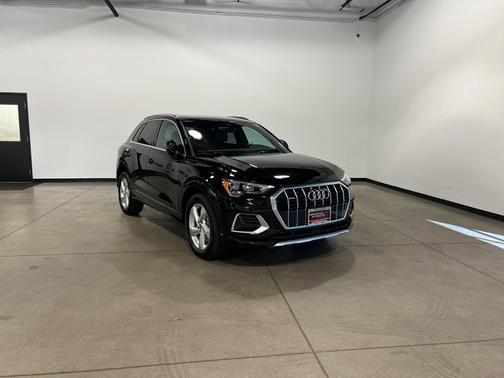 2022 Audi Q3 40 Premium