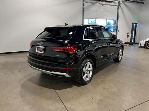 2022 Audi Q3 40 Premium