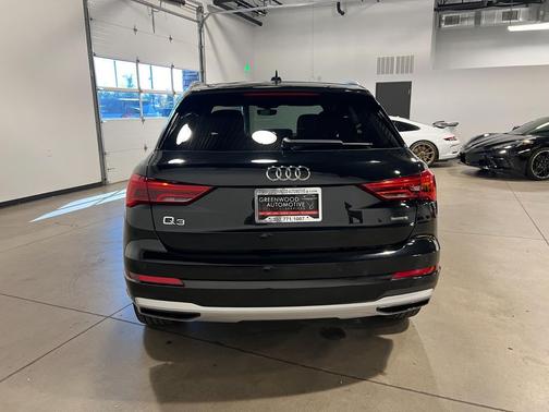 2022 Audi Q3 40 Premium