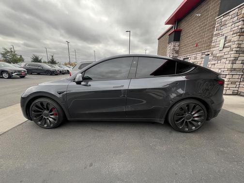 2025 Tesla Model Y Performance Dual Motor All-Wheel Drive
