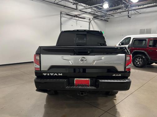 2021 Nissan Titan Platinum Reserve