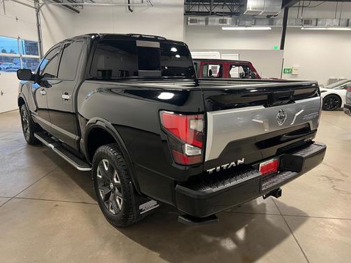 2021 Nissan Titan Platinum Reserve